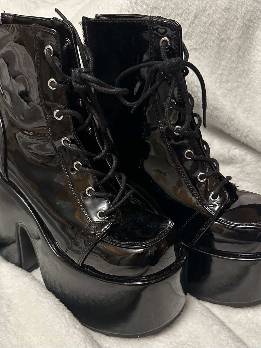 Demonia Black Patent High Platform Lace-Up Boots CAMEL 203
